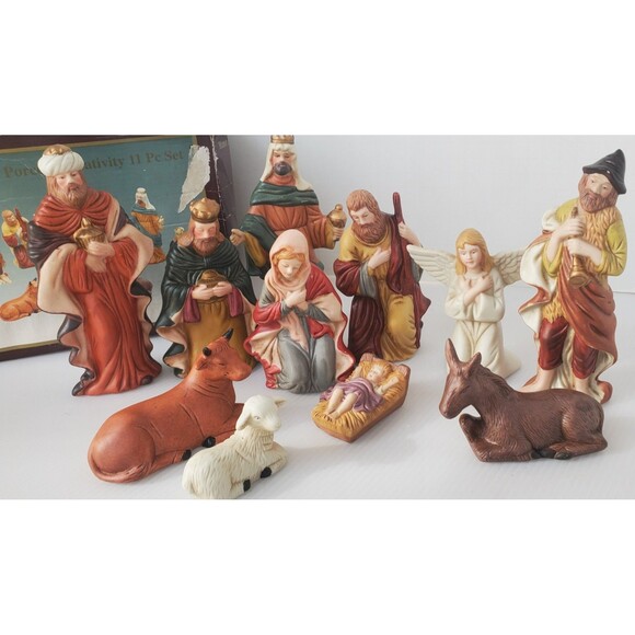 Nativity Set 11 pc Porcelain Vintage Hand Painted NOS Original Box 90s Christmas - Picture 3 of 9